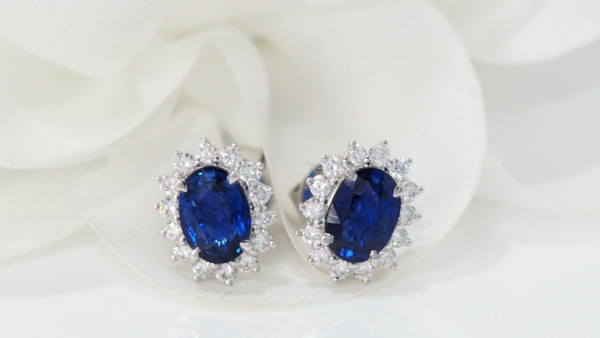 Marguerite Earrings In White Gold Sapphires And Diamonds