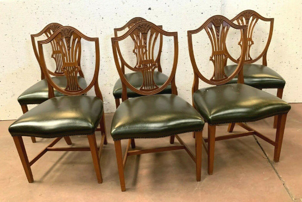 Suite Of Six Chairs In Natural Wood Model With Ears Of Wheat XX Century