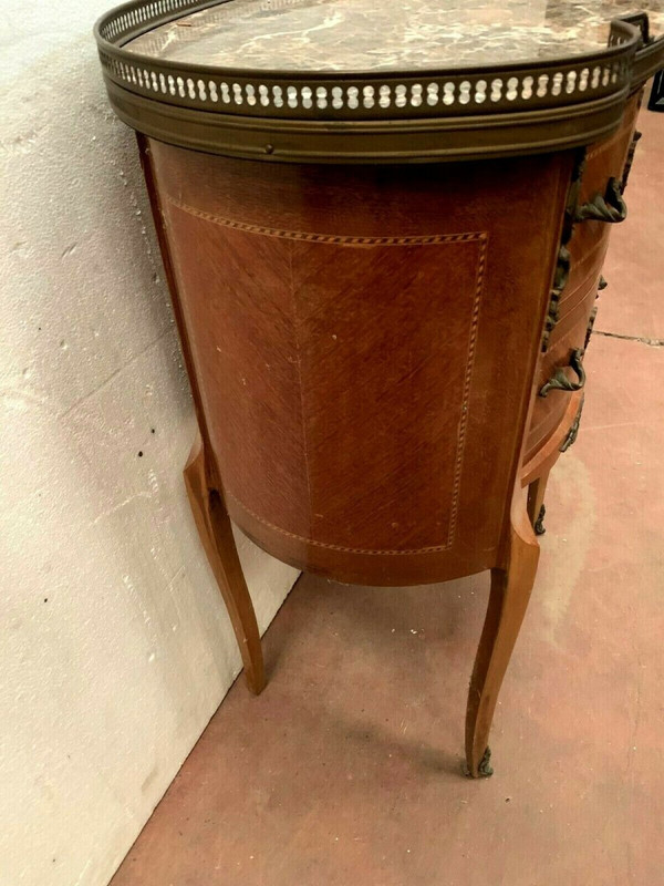 Commode Rognon De Style Louis XV Dessus De Marbre A Galerie De Laiton XX Siècle