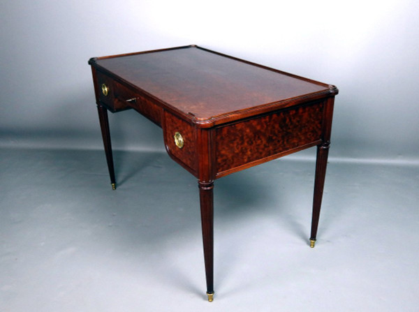 Louis XVI Desk In Speckled Mahogany