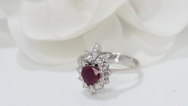 Entourage Ring In White Gold, Ruby And Diamonds