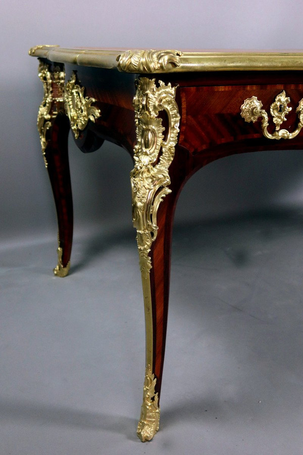 Bureau Louis XV Signé  Gervais Durand