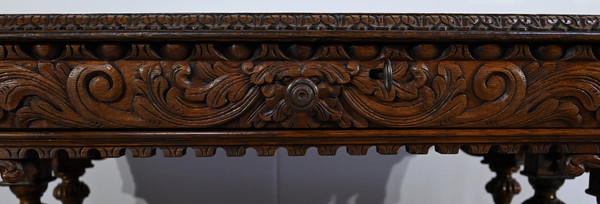 Desk table in the Gothic Renaissance style - Late 19th century