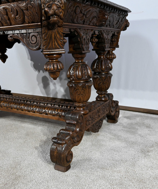 Desk table in the Gothic Renaissance style - Late 19th century