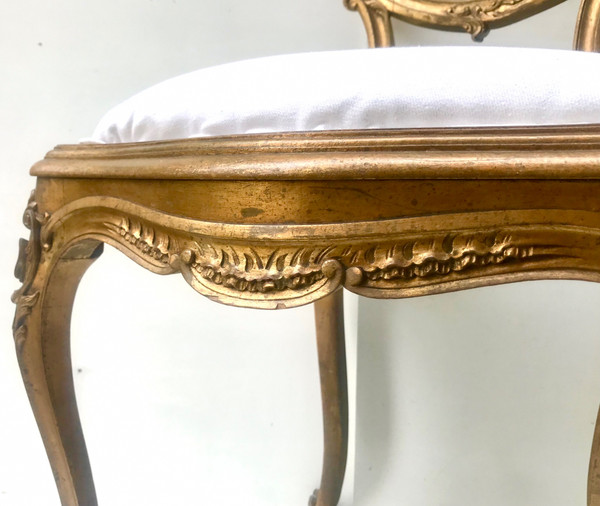 Chaise de style Louis XV Rocaille en bois doré 