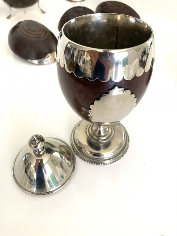 Coconut - English cup mounted on silver plated metal (English work)