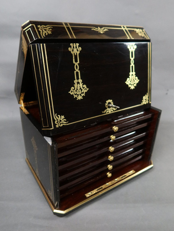 19th century ebony cigar humidor at Giroux house in Paris