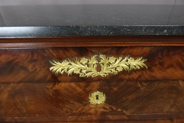 Commode Empire acajou et marbre de st Anne