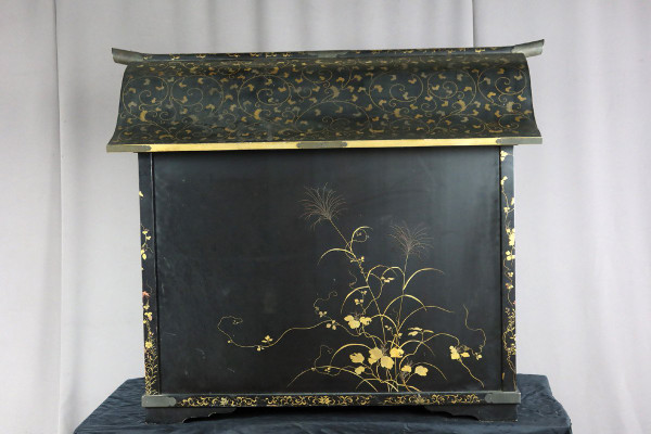 19th Century Japanese Lacquer Display Case