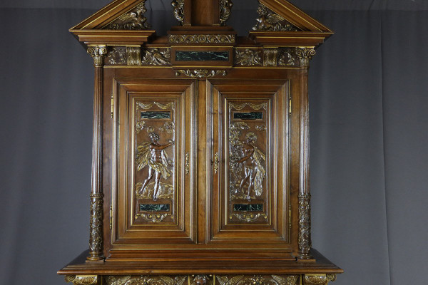 Carved walnut Renaissance buffet