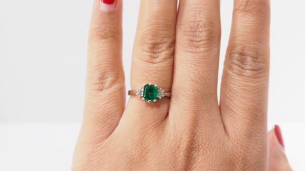 White Gold, Emerald And Diamond Ring