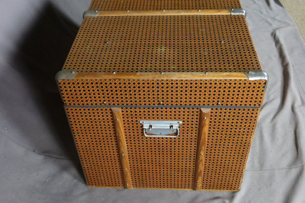 20th-century Imitation Cannage trunk