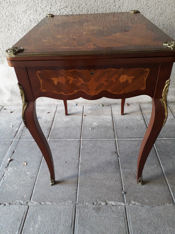 Early 20th century marquetry games table, decorated with flowers