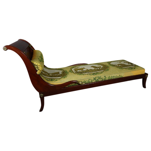 Empire Style Daybed