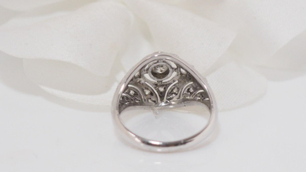 Dome Ring In White Gold And Platinum Set With Roses