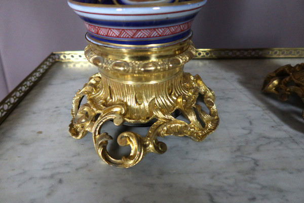 Pair Of Lamps In Bayeux Porcelain And Gilt Bronze 19th Century