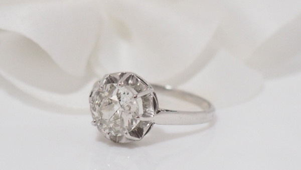 Antique Solitaire Ring In Platinum And Diamond