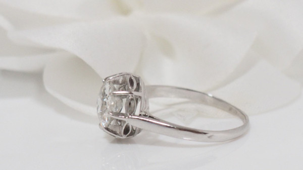 Antique Solitaire Ring In Platinum And Diamond