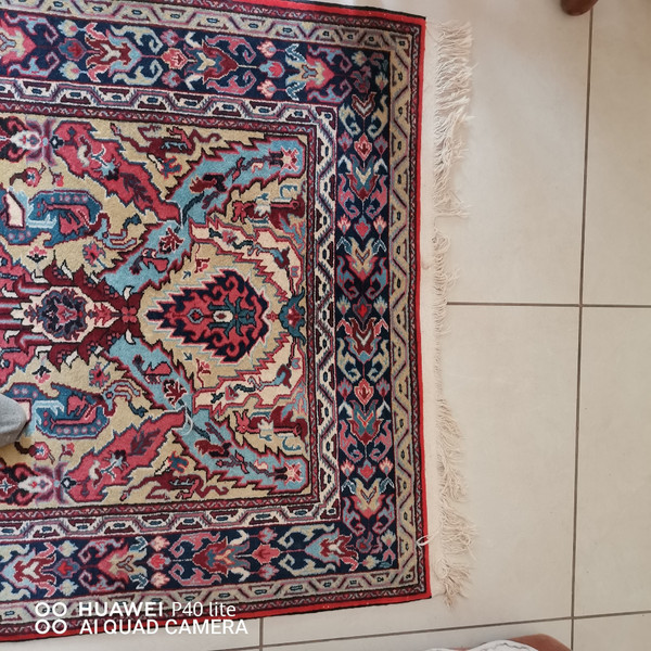 tapis fait main en laine du Pakistan