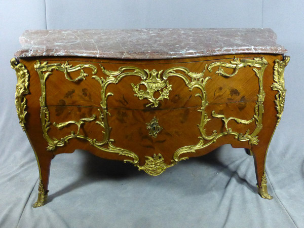 Grande Commode Louis XV époque XIXe