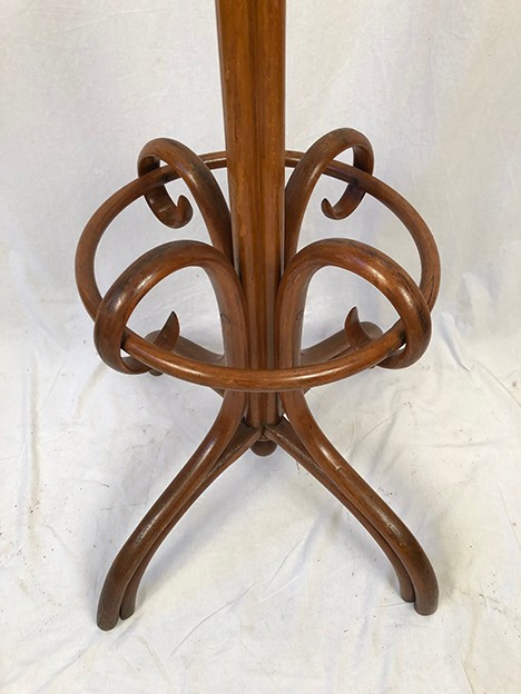 Parrot coat rack, curved wood, art nouveau period (Jacob & Josef Kohn?)