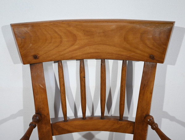 Child's High Chair in Cherry - Mid-19th Century