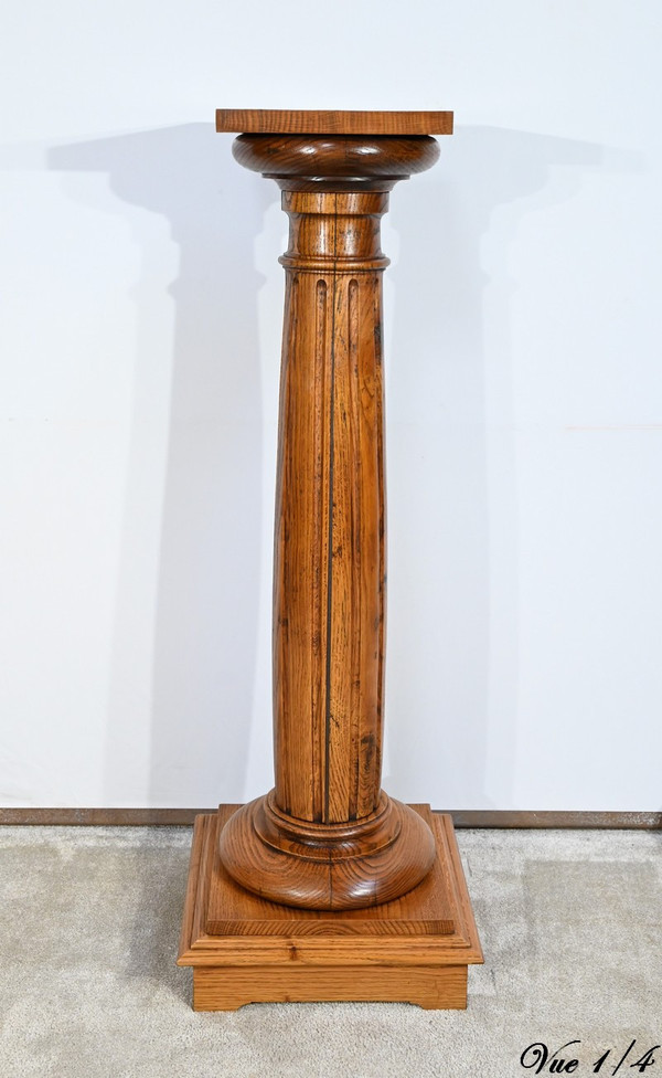 Important Column in Solid Oak – 1900