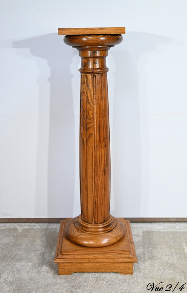 Important Column in Solid Oak – 1900