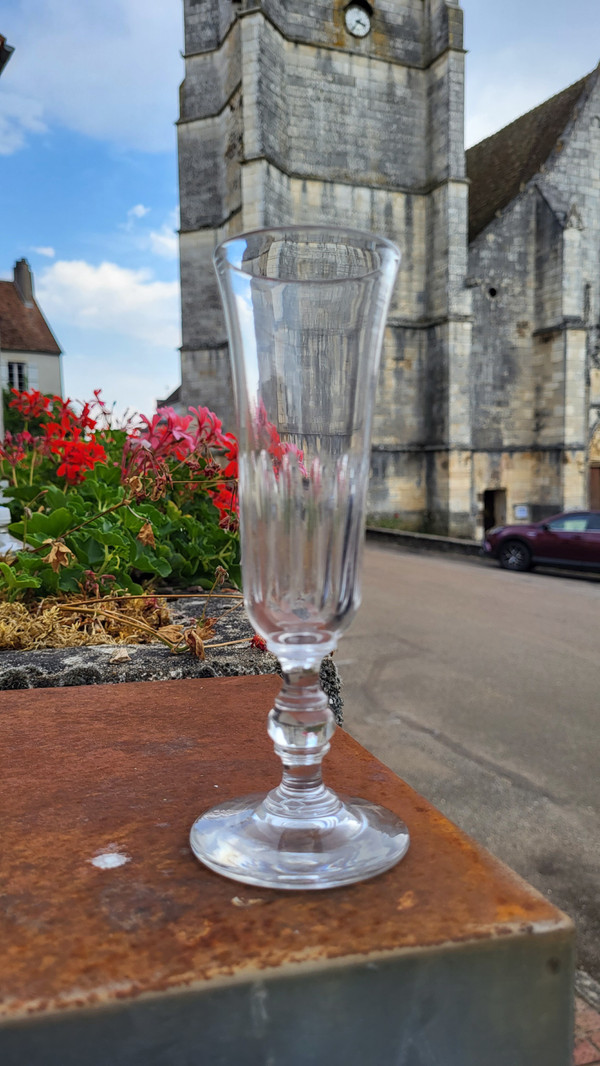 6 19th century crystal champagne flutes