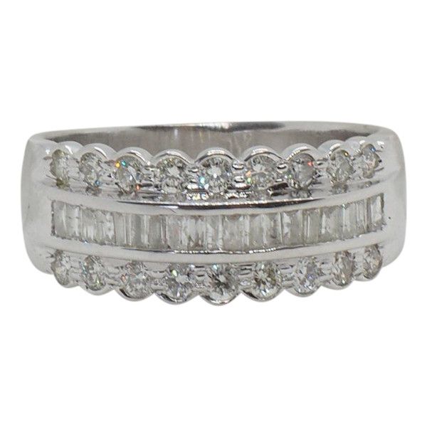 Band Ring In White Gold Set With Diamonds