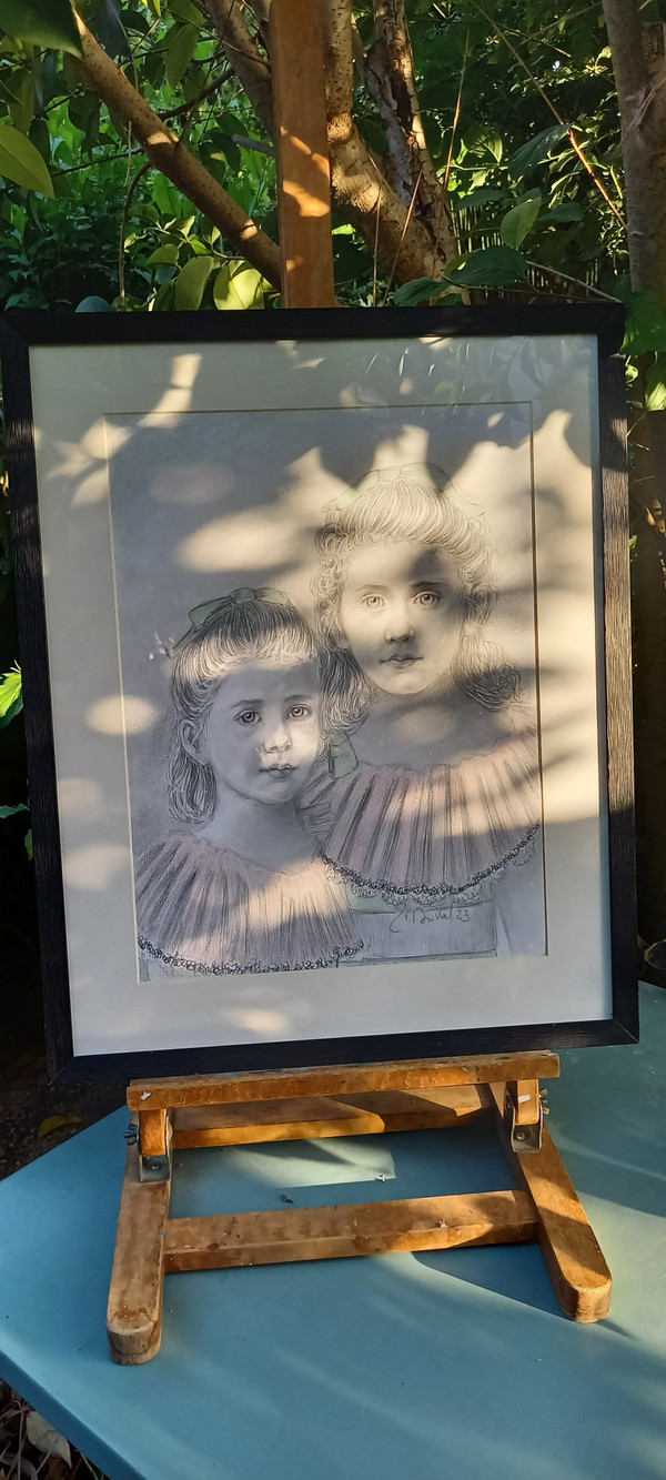 Portrait of two little girls/gray pencil drawing