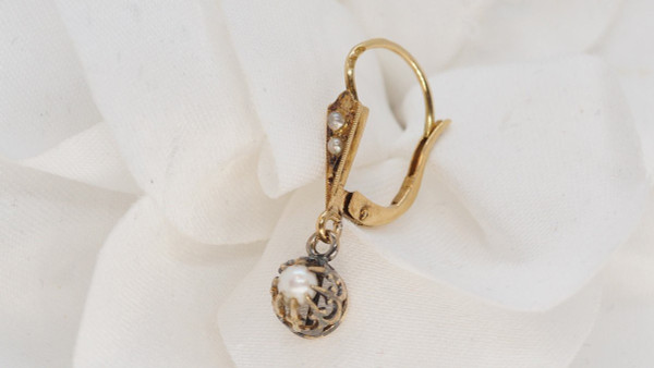 Yellow Gold And Fine Pearls Antique Earrings