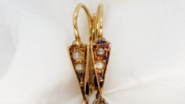 Yellow Gold And Fine Pearls Antique Earrings