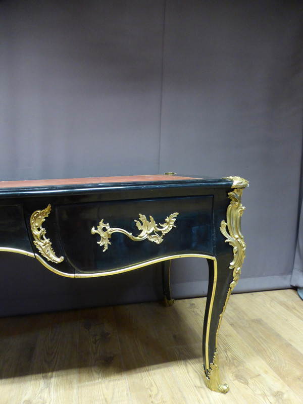 Large Louis XV style desk