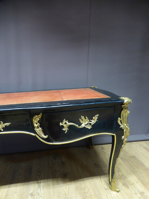 Large Louis XV style desk