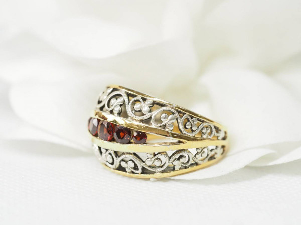 Ring From The 40s In Vermeil And Garnets