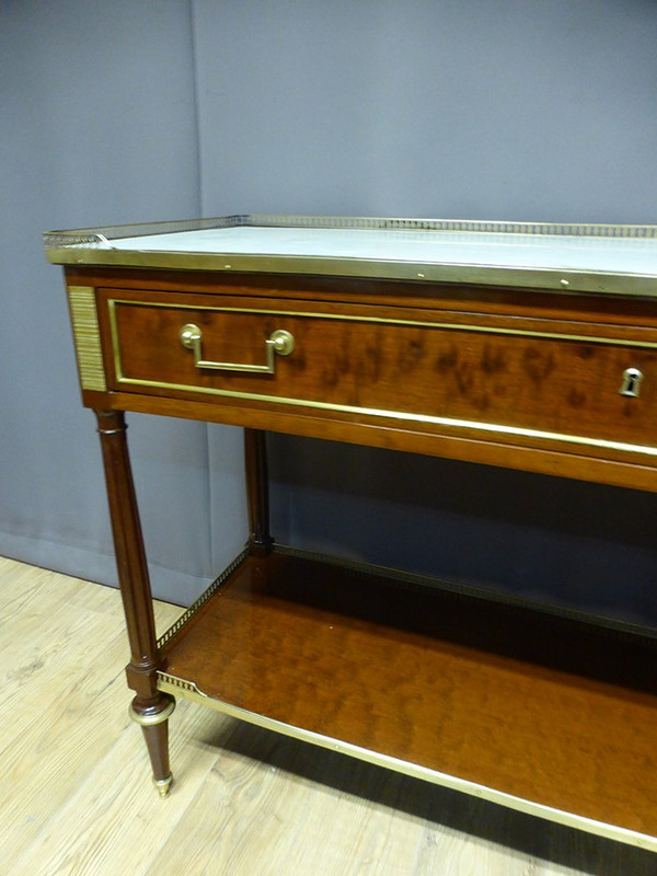 Console Louis XVI