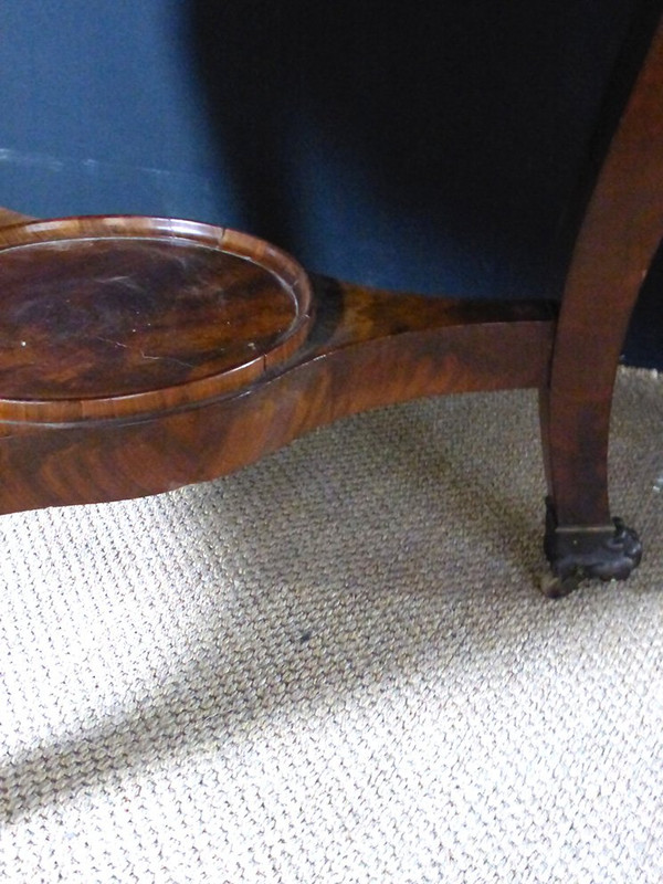 Mahogany Living Room Pedestal Table