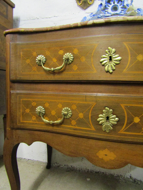 small chest of drawers