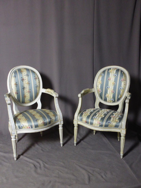 Paire De Fauteuils Louis XVI