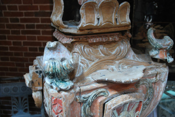 Important Tabernacle In Carved And Painted Wood Louis XIV Period From The 17th Century