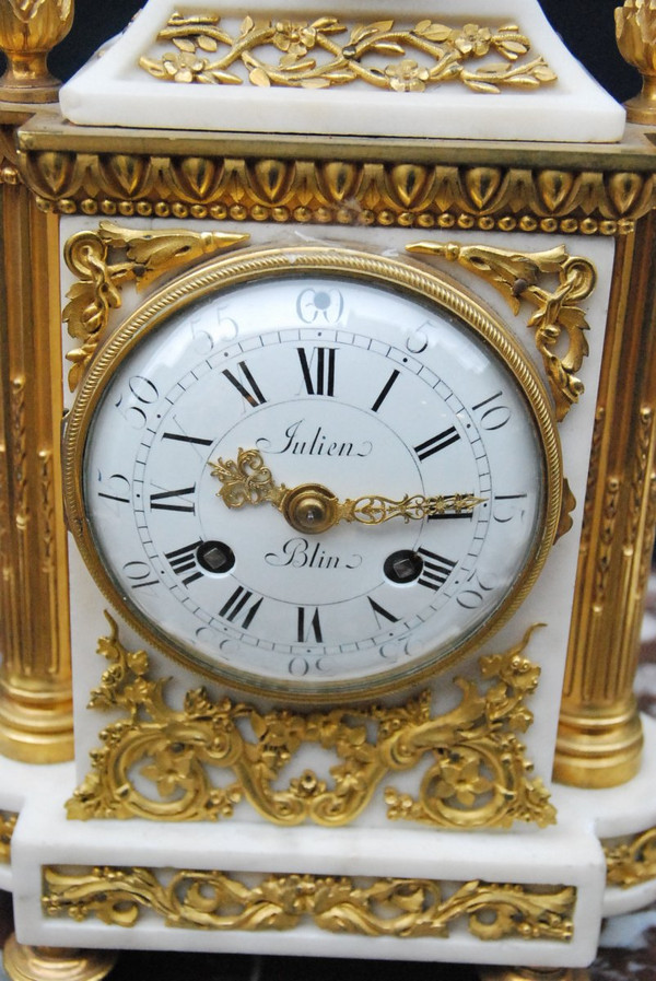 Marble and bronze clock, Louis XVI period