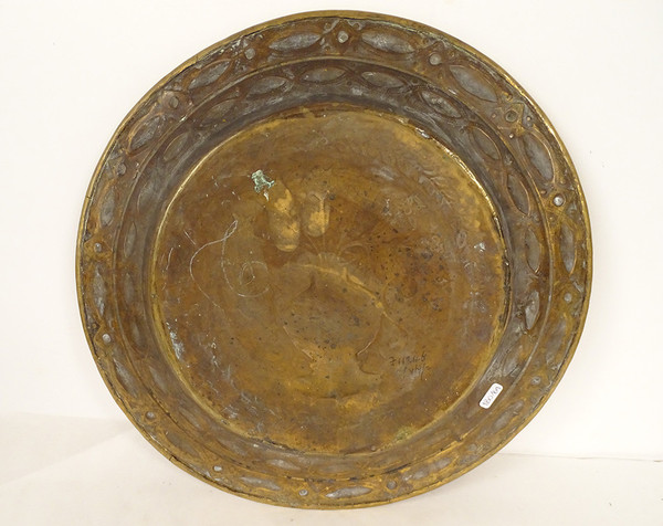 Brass offering plate, flower vase, Nuremberg Germany 17th century