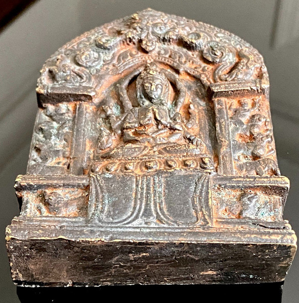 Nepal, Inizio XIX Secolo, Raro Altare In Bronzo Dedicato Al Bodhisattva Sadaksari.