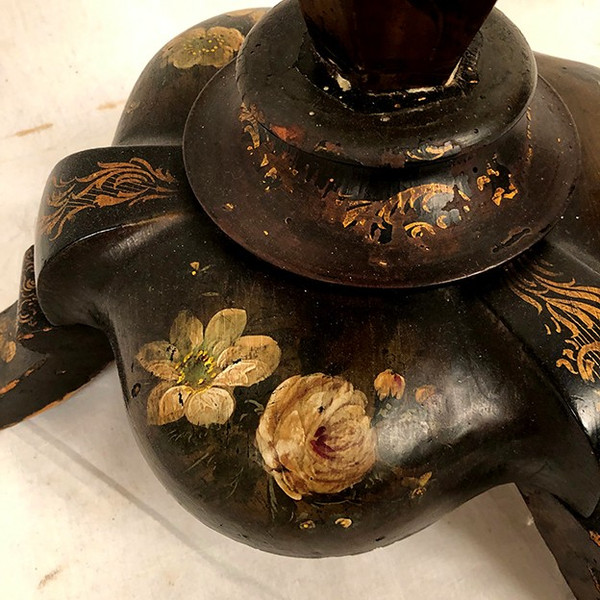 Tilting pedestal table in blackened wood with painted decoration of flowers and birds, Napoleon III period