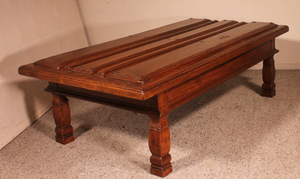 Coffee Table Formed With An Old 17th Century Spanish Door In Chestnut