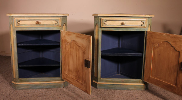 Pair Of Louis XV Polychrome Corners In Oak-19th Century