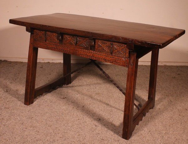 17th Century Spanish Three Drawer Chestnut Table