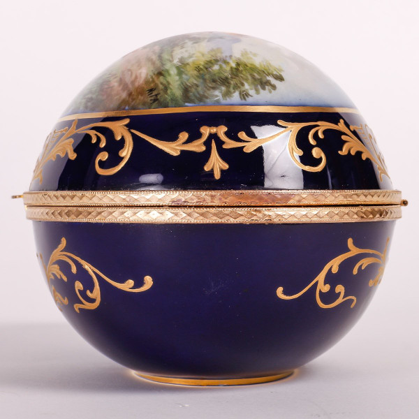 Limoges Porcelain Jewelry Box