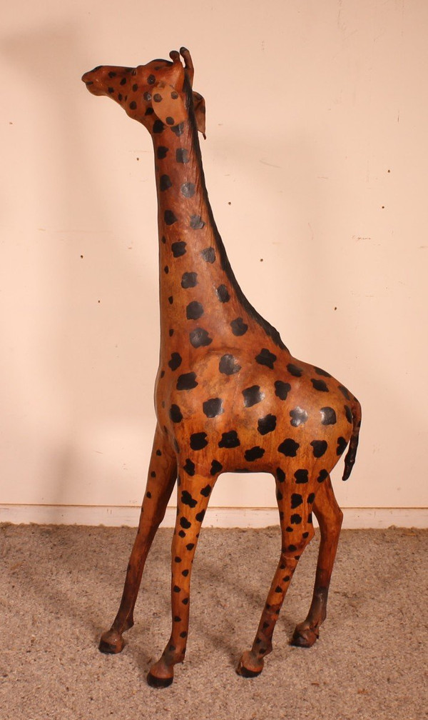 Girafe En Cuir 20° Siècle-angleterre